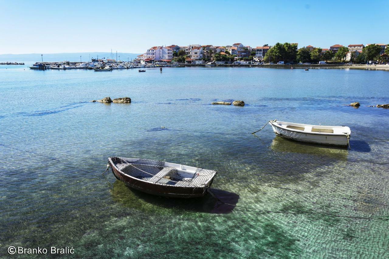 Breki Apartman Podstrana Bagian luar foto